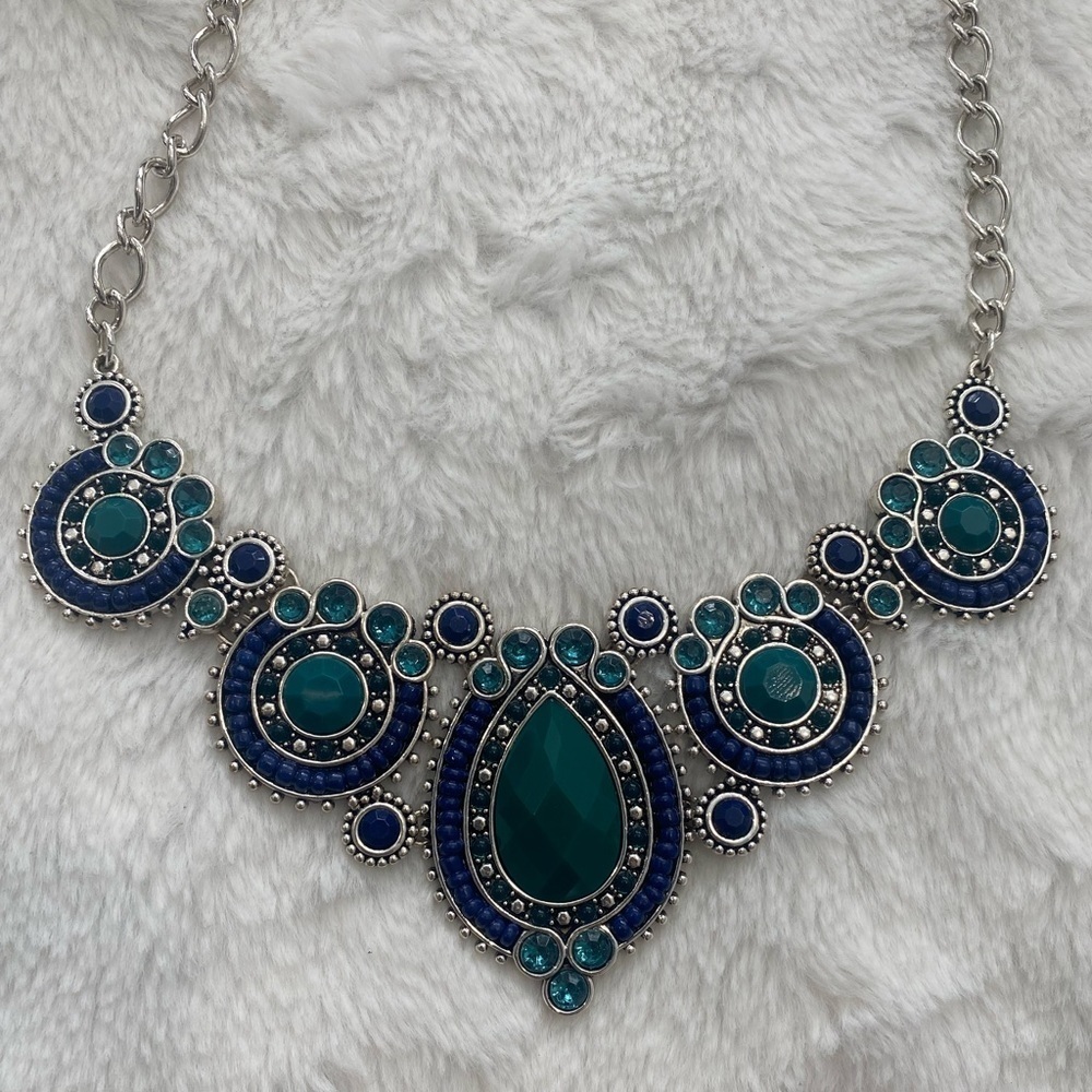 Chunky Collar Necklace Women’s Costume Jewelry Silver Blue - Picture 3 of 8
